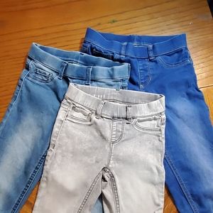 *SOLD*GIRLS JEGGING LOT SIZE 6 AND 7/8